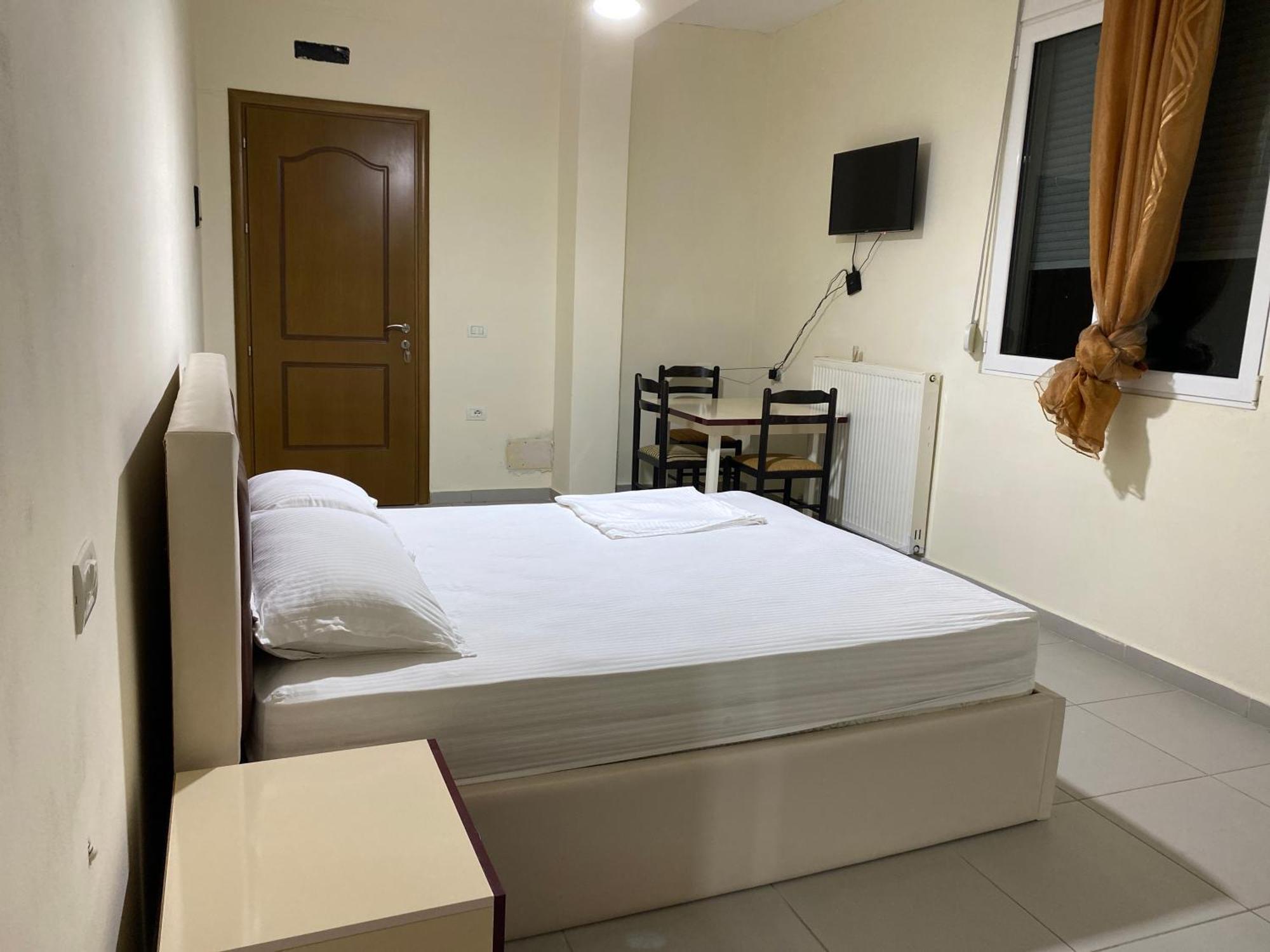 Tradita Hotel Peqin